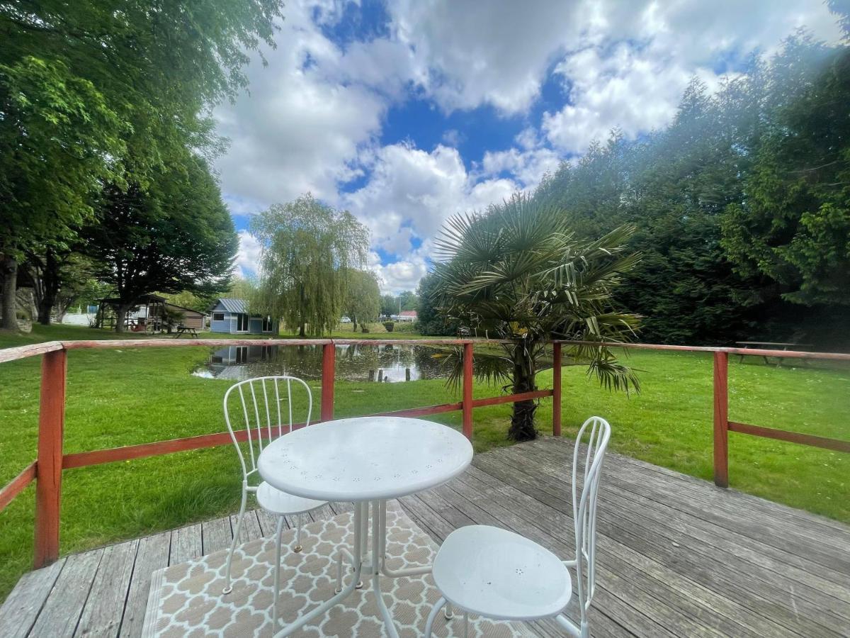 Hôtel Les etangs de planquery Extérieur photo