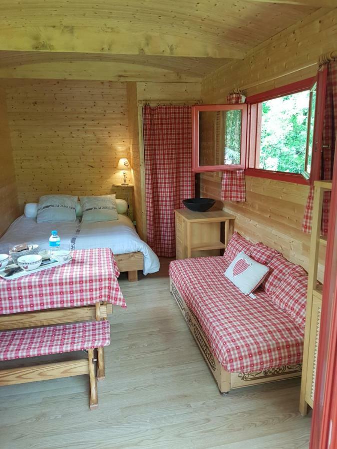 Hôtel Les etangs de planquery Extérieur photo