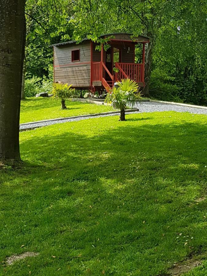 Hôtel Les etangs de planquery Extérieur photo